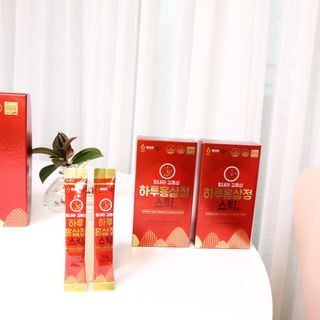 힘내라김홍삼 하루홍삼정스틱 10g x 30포 — 5점을 준 리뷰어가 2021년 5월 올린 사용 사진