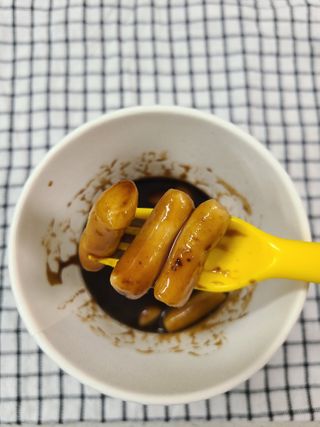 유비쿡 컵떡볶이 매운컵떡볶이2개/ 짜장컵떡볶이 2개  총 4개세트 — 5점을 준 리뷰어가 2021년 2월 올린 사용 사진