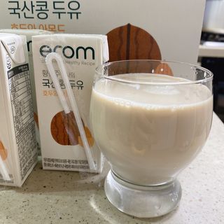 이롬 erom 황성주박사의 국산콩 두유 호두와 아몬드 — 5점을 준 리뷰어가 2020년 12월 올린 사용 사진