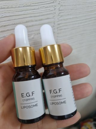 랑팡 EGF+FGF 10ppm 리포좀 앰플 원액 10ml — 5점을 준 리뷰어가 2021년 11월 올린 사용 사진