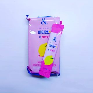 비타앤C 레몬맛, 망고맛 — 4점을 준 리뷰어가 2021년 4월 올린 사용 사진
