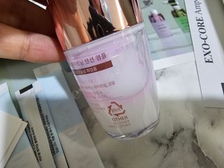 나우 [리브엠] 123억개 엑소좀으로 채운 눈부신 광채, 엑소코어 화이트닝 텐션 앰플 — 5점을 준 리뷰어가 2023년 9월 올린 사용 사진