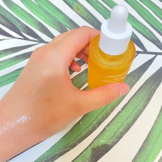 체르엠 스템앤셀 비타민 브라이트닝 에센스 30ml 1개 — 4점을 준 리뷰어가 2021년 9월 올린 사용 사진