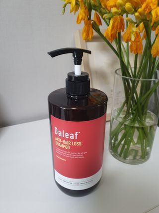 달리프 진저 베러 퍼퓸 탈모 완화 샴푸 1000ml 향 3종 — 5점을 준 리뷰어가 2021년 3월 올린 사용 사진