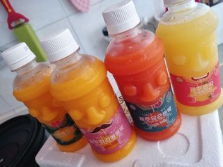 탐라원 제주의 맛, 몬딱주스 4종세트 - 한라봉몬딱주스, 천혜향몬딱주스, 청귤에이드, 당근몬딱주스 — 5점을 준 리뷰어가 2021년 8월 올린 사용 사진