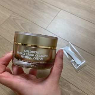 피부미 골드베릴 미라클페어 세레이징 퍼밍 크림 50ml — 5점을 준 리뷰어가 2021년 11월 올린 사용 사진