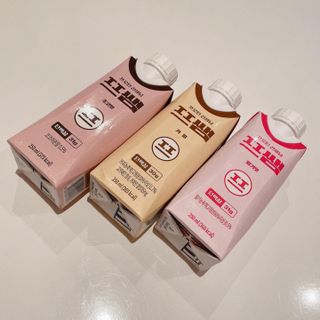 파워풀엑스 [프쌤] 더 맛있고 강력해진 고단백 음료 3종 (초코맛,딸기맛,커피맛) — 4점을 준 리뷰어가 2023년 1월 올린 사용 사진