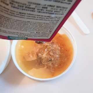 비타크래프트 고양이 수프 50g 3가지맛 x4팩씩 총 12팩 — 5점을 준 리뷰어가 2021년 8월 올린 사용 사진