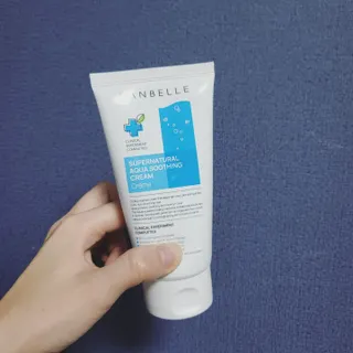 랑벨 수퍼내츄럴 아쿠아 수딩 크림 100ml — 5점을 준 리뷰어가 2022년 4월 올린 사용 사진