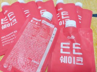 [덜다] 든든 식물성 단백질 쉐이크 40g X 7입 (곡물/딸기) — 5점을 준 리뷰어가 2023년 8월 올린 사용 사진