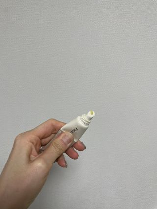 [후르디아] 올리브영 착한보습 비건 립버터 2종 — 5점을 준 리뷰어가 2022년 2월 올린 사용 사진