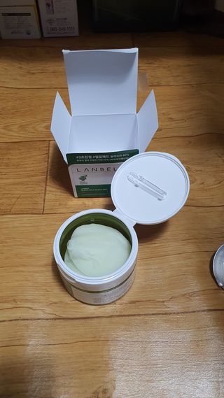 랑벨 랑바이오 블랙 시카 퀵 패드 100매 (3초 쿨링/3분 흡수, 블랙비 프로폴리스/시카 4종 함유, 대용량) — 5점을 준 리뷰어가 2022년 7월 올린 사용 사진