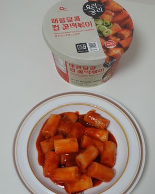 프리 [요리궁리] 매콤달콤 꽃떡볶이 6개입 세트 — 5점을 준 리뷰어가 2024년 10월 올린 사용 사진