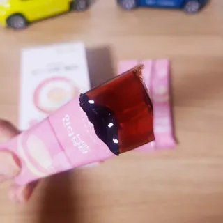 [인디닥터] 면역 생생 핑크 이뮨 젤리 — 4.5점을 준 리뷰어가 2022년 5월 올린 사용 사진