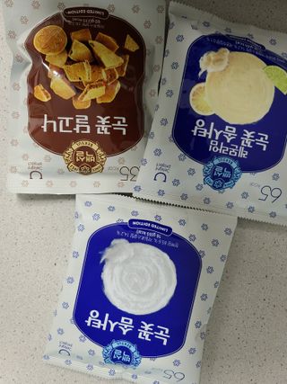 딜라이트 프로젝트  달콤한 눈꽃 간식세트( 눈꽃 솜사탕 / 레몬라임 솜사탕 / 달고나 총 7EA+스마트톡 증정) — 5점을 준 리뷰어가 2022년 5월 올린 사용 사진
