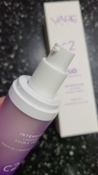 바르셀 주름개선 리프팅 영양크림 인텐시브 리포좀 더블크림-C2 50ml — 5점을 준 리뷰어가 2021년 11월 올린 사용 사진