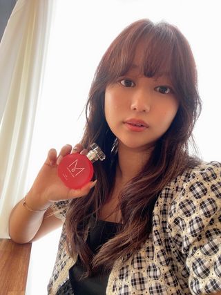 자연스러운 샴푸향이 나는 메블릭퍼퓸 케라 50ml +상큼달달한 라즈베리향이 나는 메블릭퍼퓸 라즈베리 50ml — 5점을 준 리뷰어가 2022년 9월 올린 사용 사진