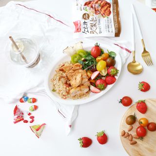 굽네몰 [굽네] 소스가 맛있는 닭가슴살 슬라이스 4종 — 5점을 준 리뷰어가 2021년 5월 올린 사용 사진