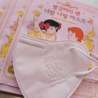 [숨그림]  덴탈마스크 짱구 우리아이 그리고 내가 쓰는 믿을수있는 케릭터 마스크  16종 — 5점을 준 리뷰어가 2021년 10월 올린 사용 사진