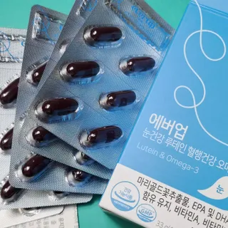 [몸엔용] 에버업 멀티비타민&미네랄, 눈건강 루테인 혈행건강 오메가3, 면역 프로바이오틱스 3종 택1 — 5점을 준 리뷰어가 2022년 4월 올린 사용 사진