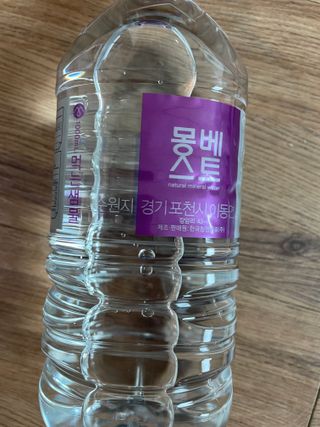 몽베스트 MONTBEST 1L 12입 — 5점을 준 리뷰어가 2022년 4월 올린 사용 사진