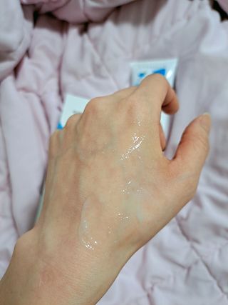 랑벨 수퍼내츄럴 아쿠아 수딩 크림 100ml — 5점을 준 리뷰어가 2022년 4월 올린 사용 사진
