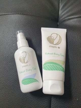 mom e 맘이 내추럴 베이비 케어 크림+바디오일 — 4.5점을 준 리뷰어가 2021년 1월 올린 사용 사진