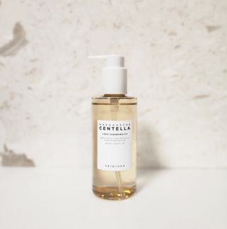 스킨1004 [SKIN1004] 마다가스카르 센텔라 라이트 클렌징 오일 200ml — 5점을 준 리뷰어가 2024년 7월 올린 사용 사진