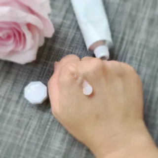 성분에디터 코메더 솔리드 퍼퓸 — 5점을 준 리뷰어가 2021년 8월 올린 사용 사진