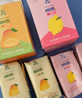 비타앤C 레몬맛, 망고맛 — 5점을 준 리뷰어가 2021년 5월 올린 사용 사진