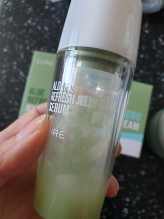 김정문알로에 큐어 큐어 알로에 리프레쉬 젤리 세럼, 큐어 알로에 하이드로 젤리 크림 — 5점을 준 리뷰어가 2021년 3월 올린 사용 사진