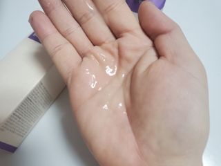 리더스코스메틱 리더스 퍼스트 샷 액티브 에센스 에이지 컨트롤 — 5점을 준 리뷰어가 2021년 12월 올린 사용 사진
