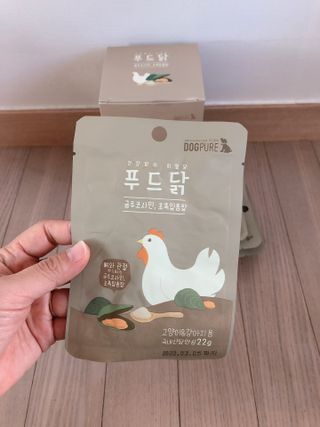 도그퓨어 푸드닭 강아지 닭고기 통살 애견간식 오리지널/차전자피/초록입홍합 — 5점을 준 리뷰어가 2021년 11월 올린 사용 사진