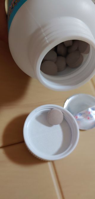 서울약사신협_우리아이쑥쑥칼슘비타민D아연_1,500mg x 120정 — 5점을 준 리뷰어가 2021년 8월 올린 사용 사진