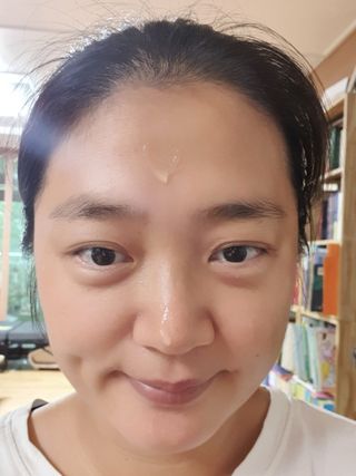 체르엠 스템앤셀 비타민 브라이트닝 에센스 30ml 1개 — 4점을 준 리뷰어가 2021년 10월 올린 사용 사진