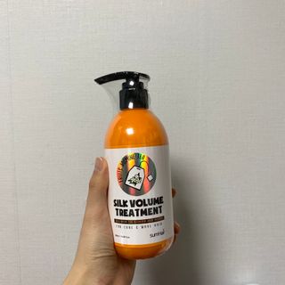 썸헤어 / SUMHAIR 썸헤어 실크 볼륨 샴푸+트리트먼트 프룻자스민티 — 5점을 준 리뷰어가 2021년 5월 올린 사용 사진