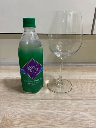 몽베스트 Montbest with Sparkling water Plain 20병 — 5점을 준 리뷰어가 2021년 11월 올린 사용 사진