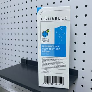 랑벨 수퍼내츄럴 아쿠아 수딩 크림 100ml — 3.5점을 준 리뷰어가 2022년 7월 올린 사용 사진