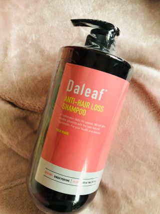달리프 진저 베러 퍼퓸 탈모 완화 샴푸 1000ml 향 3종 — 4.5점을 준 리뷰어가 2021년 2월 올린 사용 사진