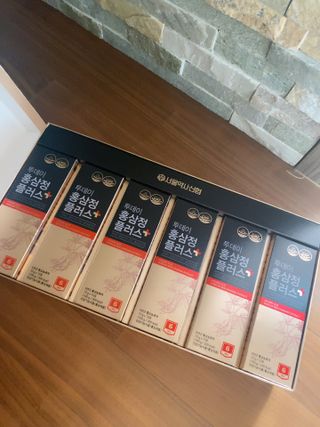 서울약사신협_투데이홍삼정플러스스틱_10g x 60포 — 5점을 준 리뷰어가 2021년 8월 올린 사용 사진