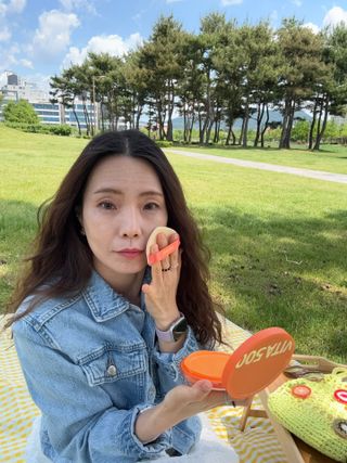 광동생활건강 MF[광동] 비타500✨주름개선·미백·SPF50+🌞퍼펙트쉴드 빅 선쿠션 본품 — 5점을 준 리뷰어가 2024년 5월 올린 사용 사진