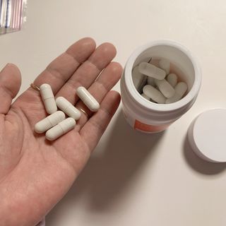 프리마인 성큼다가온 봄, 이너뷰티를 챙겨야 피부도 화사하게, 컨디션도 활기차게. 흡수율을 높인 고효율 비타민. — 5점을 준 리뷰어가 2022년 12월 올린 사용 사진