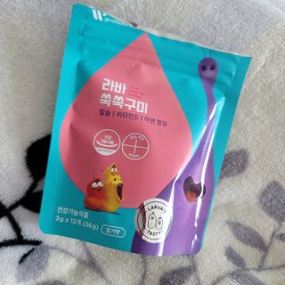 푸름웰니스 라바 쑥쑥구미 36g — 5점을 준 리뷰어가 2022년 2월 올린 사용 사진