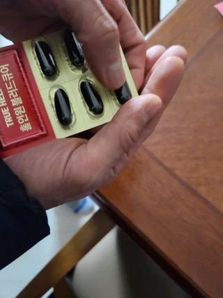 트루헬퍼 홀인원 블러드큐어 혈행+혈압+콜레스테롤 한번에 1박스 1개월 — 5점을 준 리뷰어가 2023년 1월 올린 사용 사진