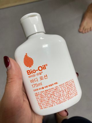 바이오오일 [바이오-오일] 바디 로션 175ml — 5점을 준 리뷰어가 2021년 11월 올린 사용 사진