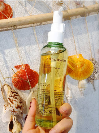 스킨큐어 산다화 순한 클렌징 동백 오일 200ml — 5점을 준 리뷰어가 2023년 8월 올린 사용 사진