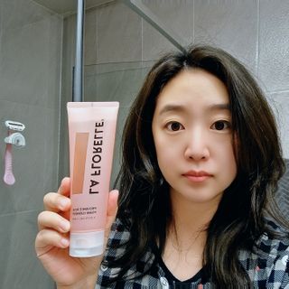 라플로렐 프로방스 로즈 폼클렌저 — 5점을 준 리뷰어가 2022년 3월 올린 사용 사진
