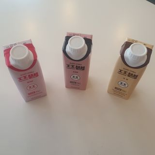 파워풀엑스 [프쌤] 더 맛있고 강력해진 고단백 음료 3종 (초코맛,딸기맛,커피맛) — 3점을 준 리뷰어가 2023년 1월 올린 사용 사진