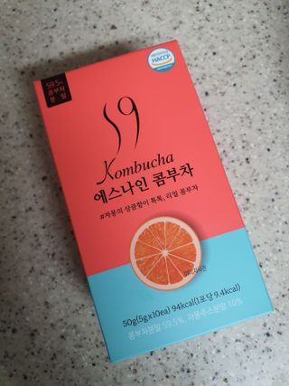 리넥무역 에스나인 콤부차 건강발효 콤부함량59 자몽 5gx10포 — 5점을 준 리뷰어가 2021년 7월 올린 사용 사진
