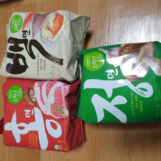 [풀무원] 자연은맛있다 정면, 백면, 홍면  세트 — 5점을 준 리뷰어가 2021년 4월 올린 사용 사진